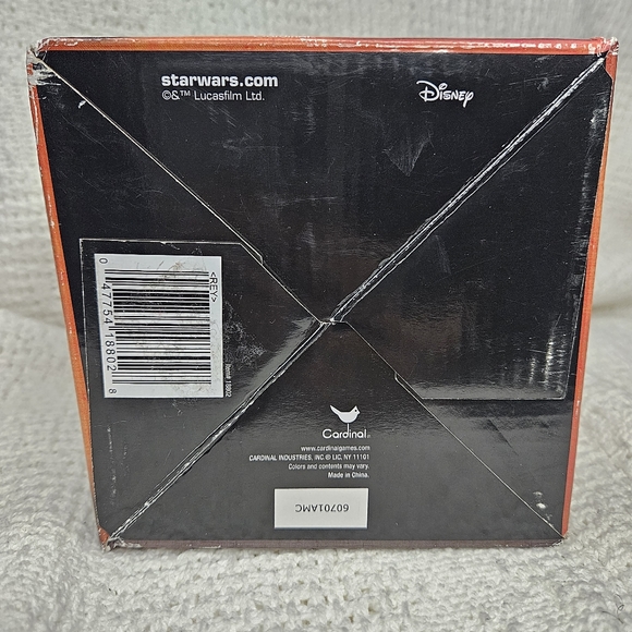 Disney Star Wars Trivia Box Card Game - Picture 4 of 12